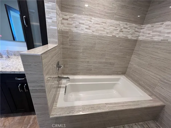 $1,139,000 | 32759 Seagate Drive, Unit 108, Rancho Palos Verdes, CA 90275