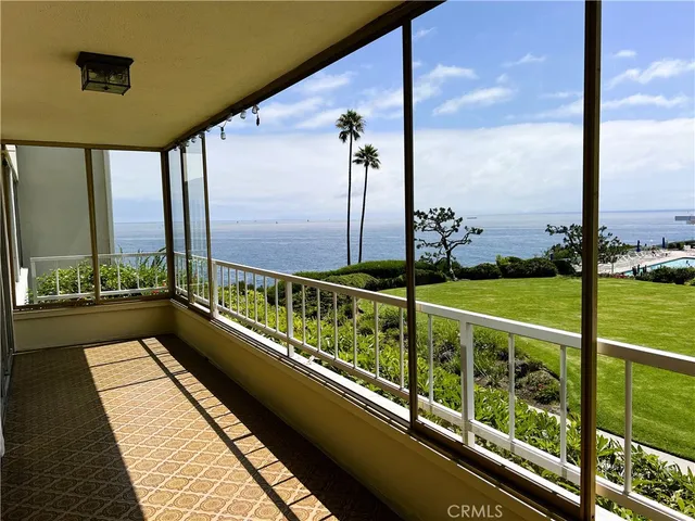 $1,295,000 | 32759 Seagate Drive, Unit 108, Rancho Palos Verdes, CA 90275