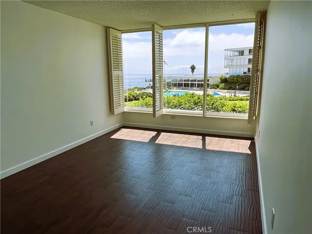 $1,295,000 | 32759 Seagate Drive, Unit 108, Rancho Palos Verdes, CA 90275