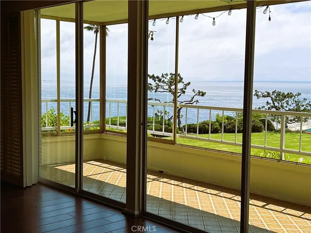 $1,295,000 | 32759 Seagate Drive, Unit 108, Rancho Palos Verdes, CA 90275