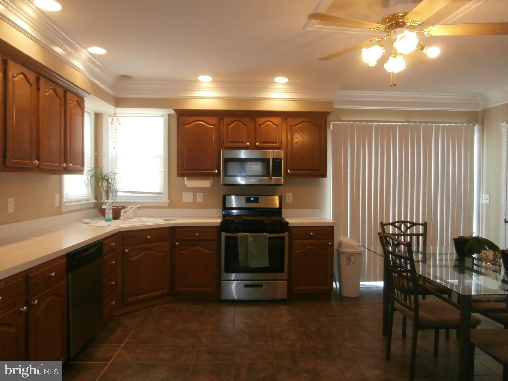 300 Walnut Street Delanco, NJ 08075 - Photo 8 of 26 Gallery Image 8