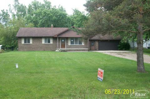 6483 Chicago Road Flushing, MI 48433 - Photo 1 of 10 20144470.JPG