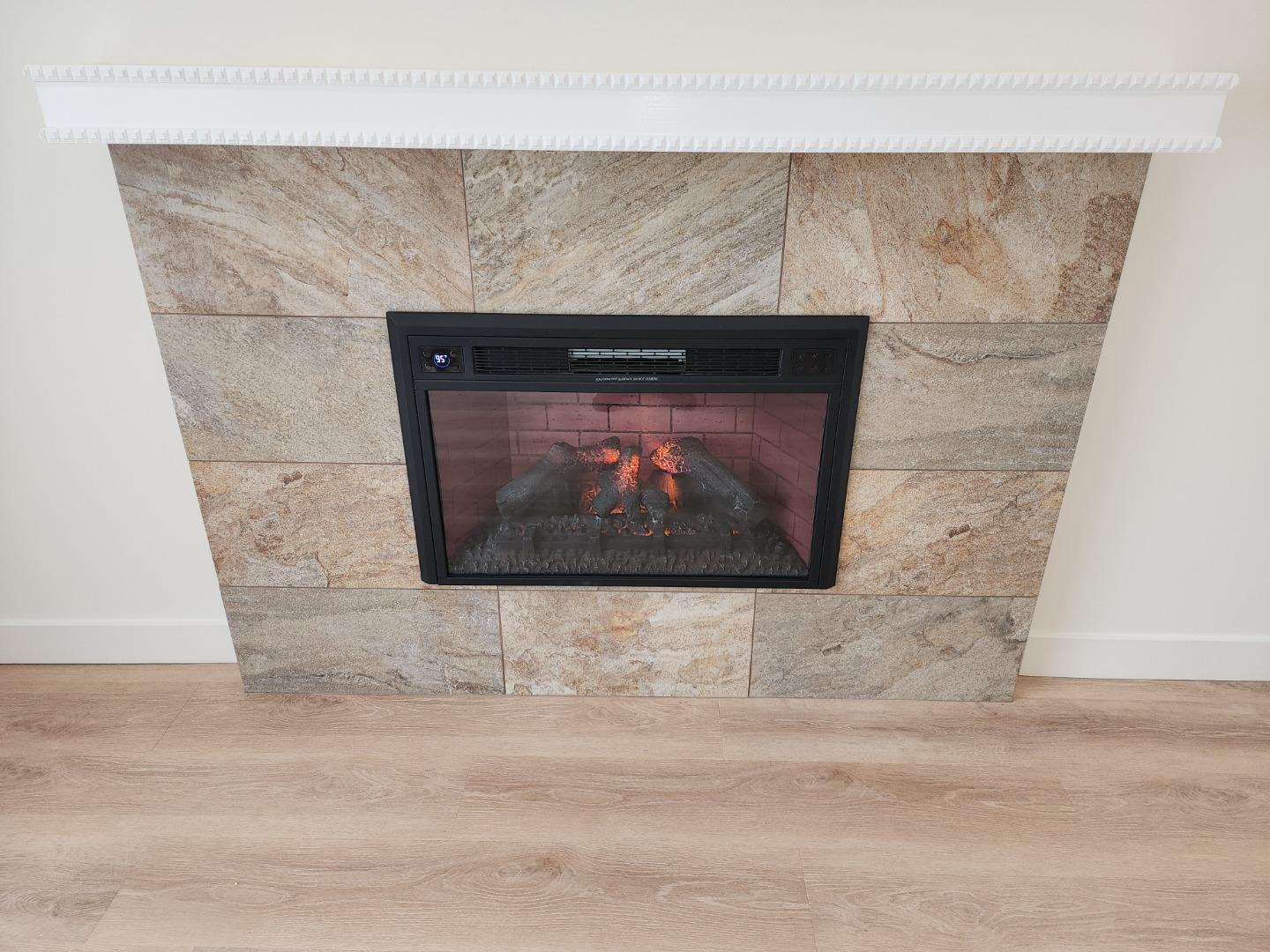 3280 Cheyenne Drive Merced, CA 95348 - Photo 18 of 34 a fireplace