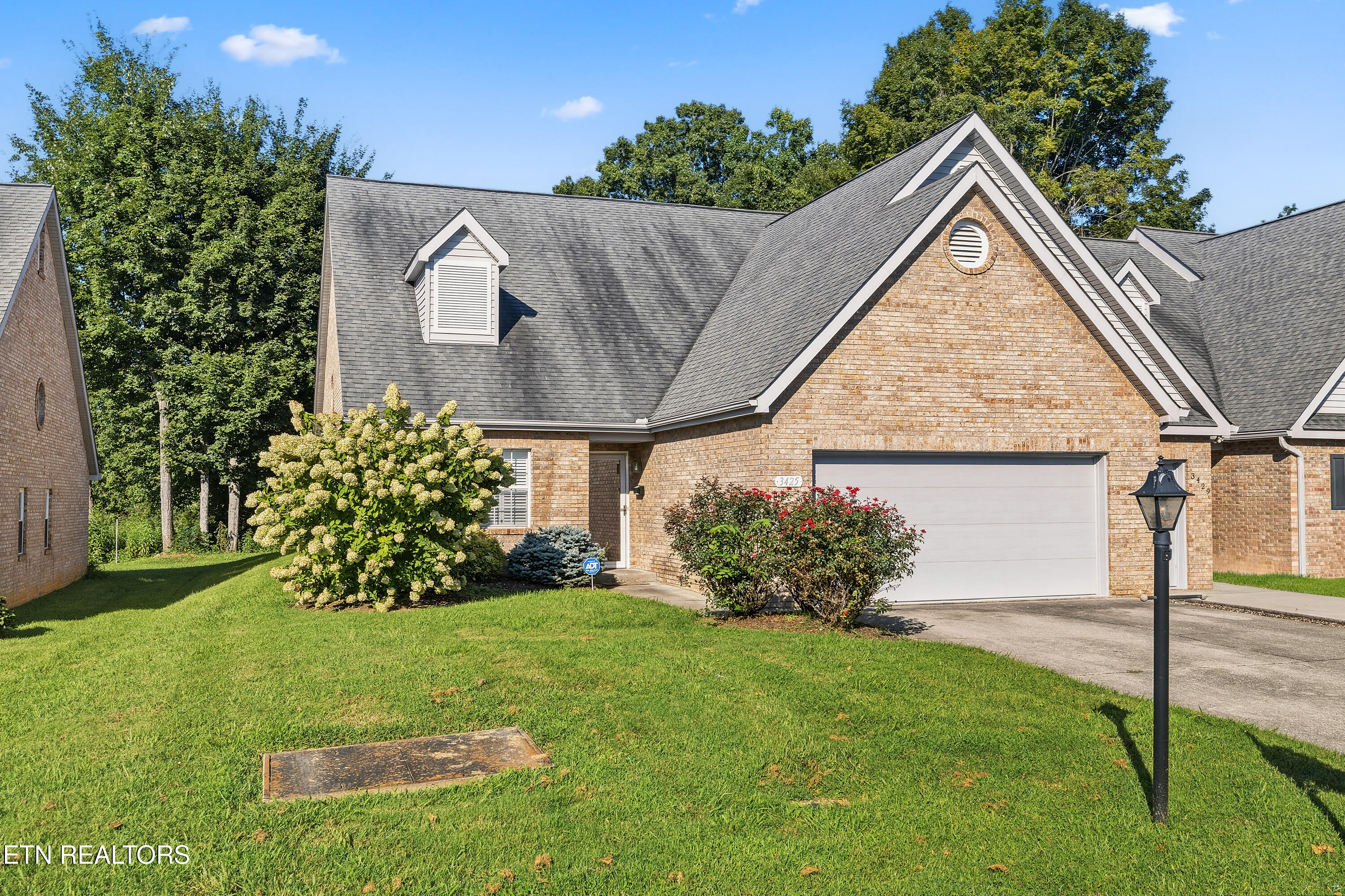 3425 Laurel View Road Knoxville, TN 37917 - Photo 2 of 21 Positive Perceptions-21