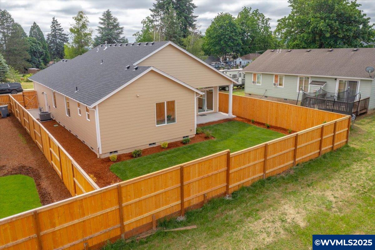 1291 Southwest 11th Avenue Dallas, OR 97338 - Photo 4 of 41