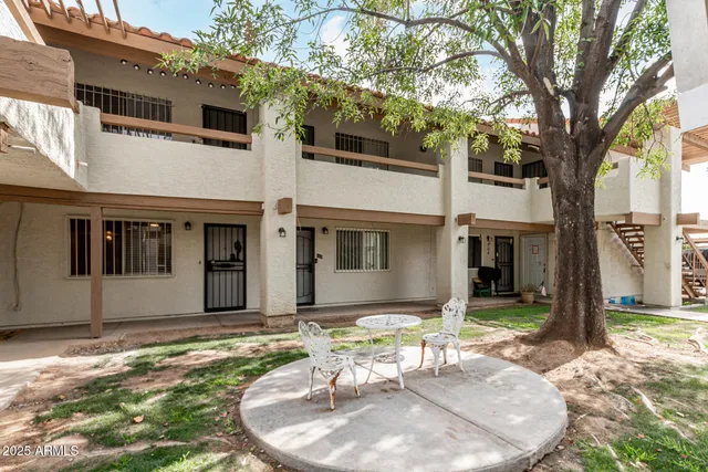 a house view with a outdoor space