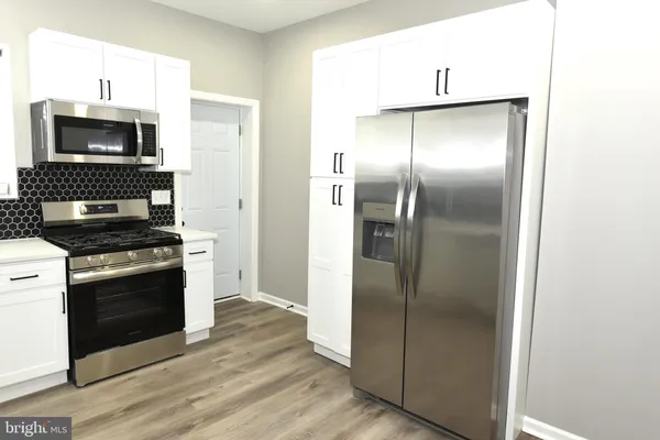 $1,600 | 2225 West Baltimore Street, Baltimore, MD 21223