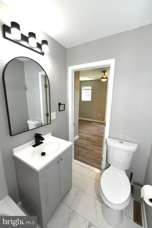 $1,600 | 2225 West Baltimore Street, Baltimore, MD 21223