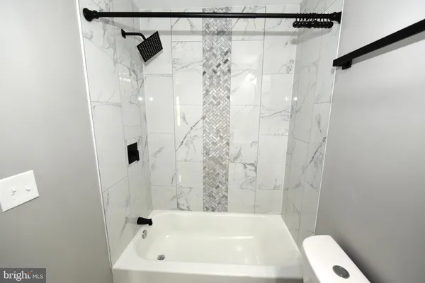 $1,600 | 2225 West Baltimore Street, Baltimore, MD 21223