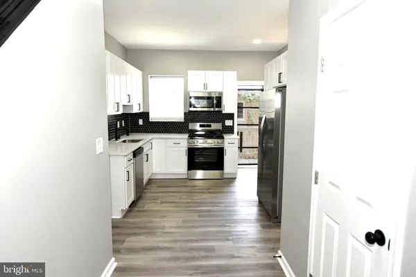 $1,600 | 2225 West Baltimore Street, Baltimore, MD 21223