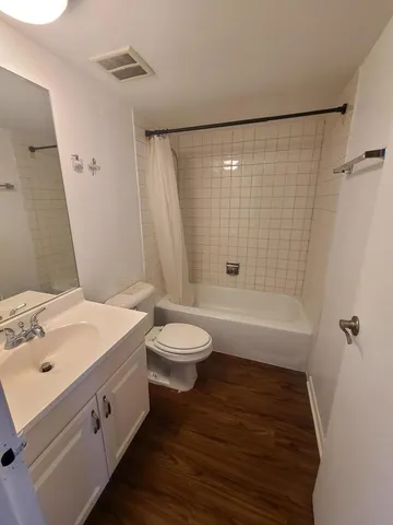 $97,500 | 500 Park Avenue, Unit 537, Calumet City, IL 60409