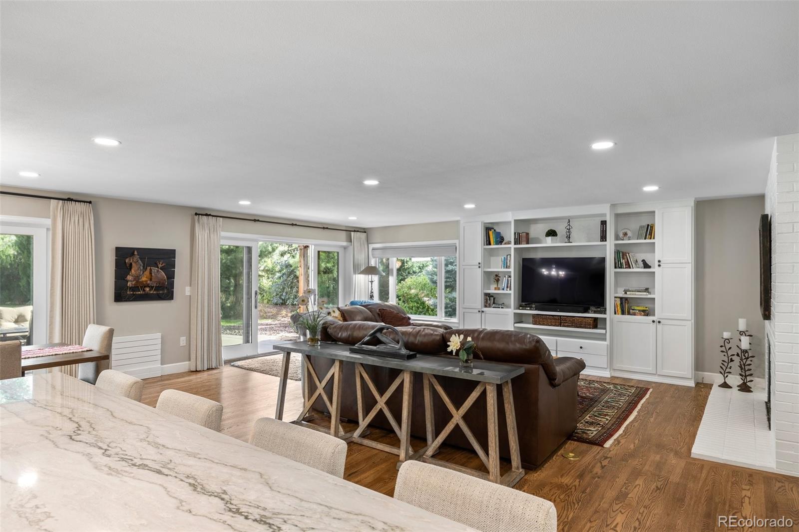 560 Front Range Road Littleton, CO 80120 - Photo 9 of 49 Gallery Image 9