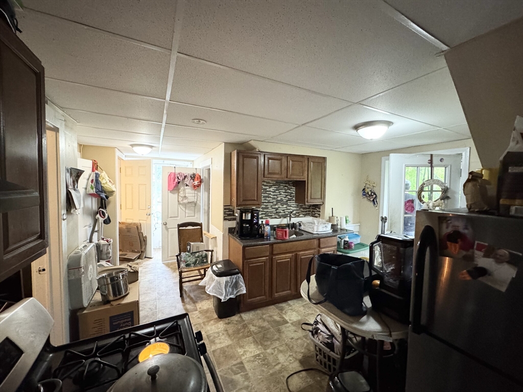 198 Reed Street, Unit 3 Rockland, MA 02370 - Photo 5 of 7