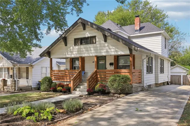 $307,000 | 1010 East 76th Street, Kansas City, MO 64131