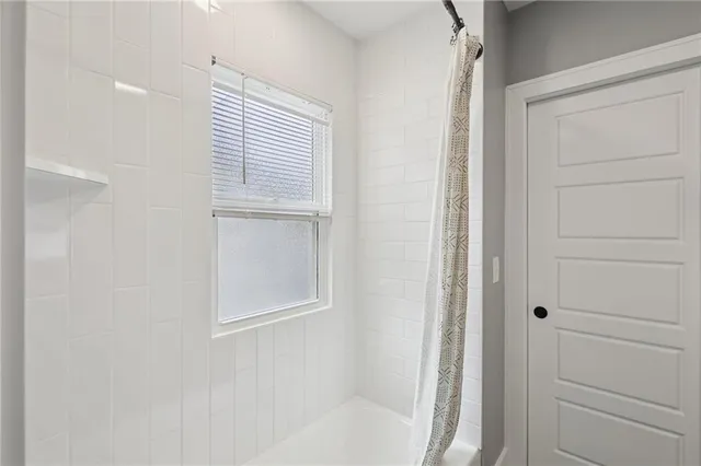 $307,000 | 1010 East 76th Street, Kansas City, MO 64131