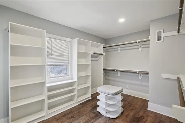 $307,000 | 1010 East 76th Street, Kansas City, MO 64131