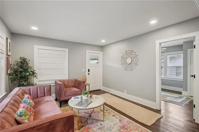 $307,000 | 1010 East 76th Street, Kansas City, MO 64131