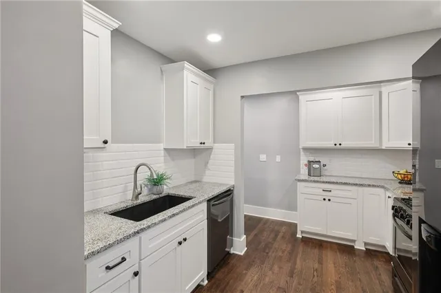 $307,000 | 1010 East 76th Street, Kansas City, MO 64131