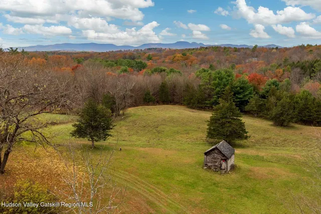 $990,000 | 2021-2071 Potic Mountain Road, Coxsackie, NY 12058