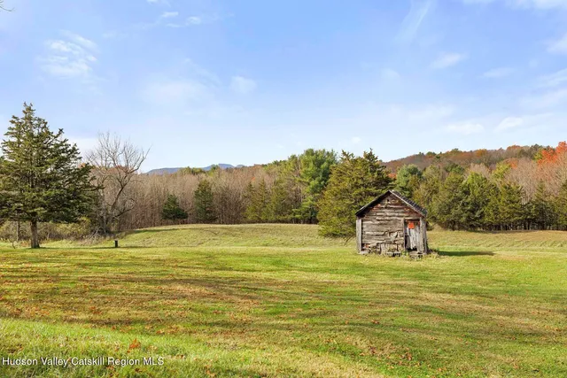 $990,000 | 2021-2071 Potic Mountain Road, Coxsackie, NY 12058