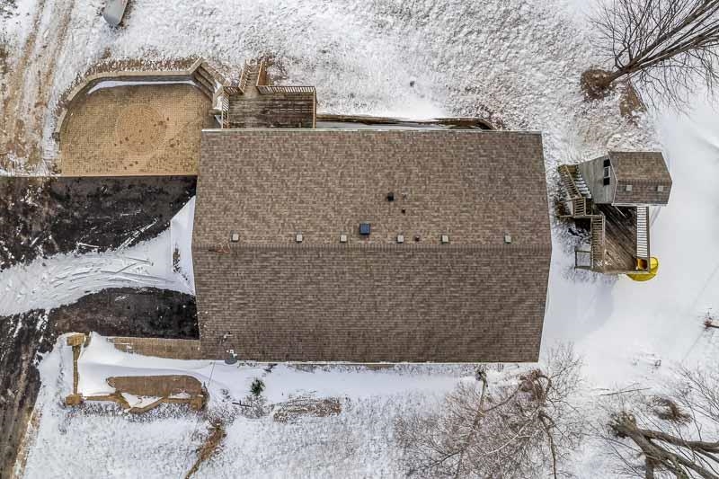 8611 Huber Road Belvidere, IL 61008 - Photo 4 of 79 a bathroom with a sink and mirror