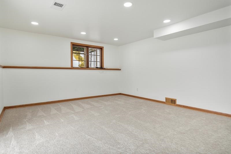 8611 Huber Road Belvidere, IL 61008 - Photo 63 of 79 a view of an empty room with a window