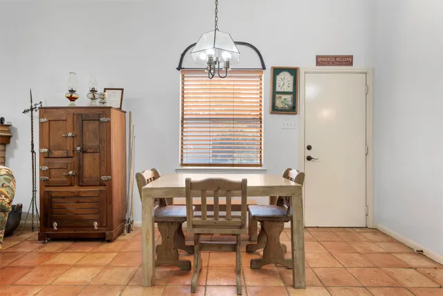 $610,000 | 299 Lcr 763, Groesbeck, TX 76642