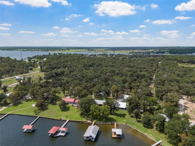 $610,000 | 299 Lcr 763, Groesbeck, TX 76642