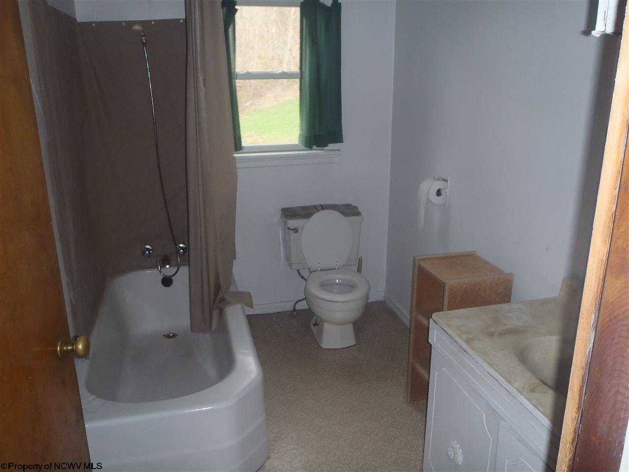 8 Jordan Catawba Road Fairmont, WV 26554 - Photo 15 of 20 Gallery Image 15