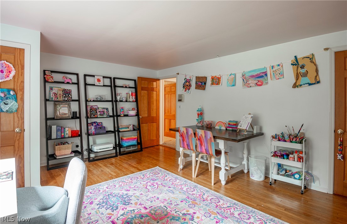 1659 Sheridan Road Cleveland, OH 44121 - Photo 33 of 50 Gallery Image 33