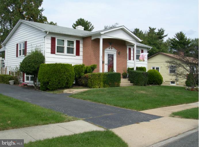 6016 Burnt Oak Road Baltimore, MD 21228 - Photo 1 of 30 Exterior (Main)