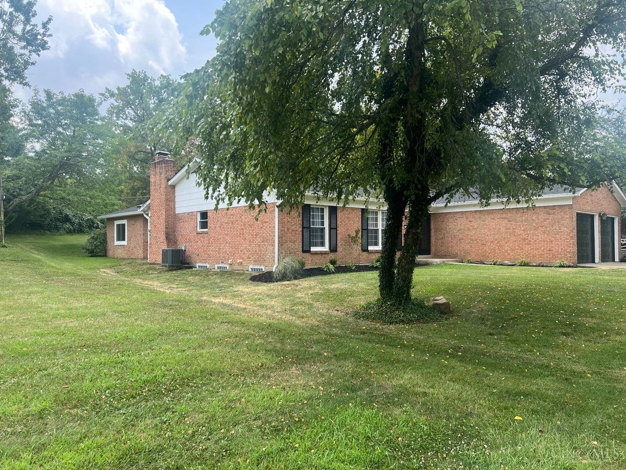 1247 Waycross Road Cincinnati, OH 45240 - Photo 2 of 31 Gallery Image 2