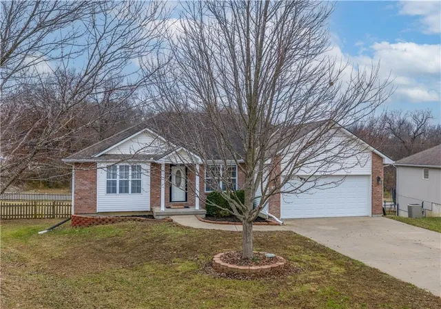$335,000 | 708 Burlington Road, Warrensburg, MO 64093