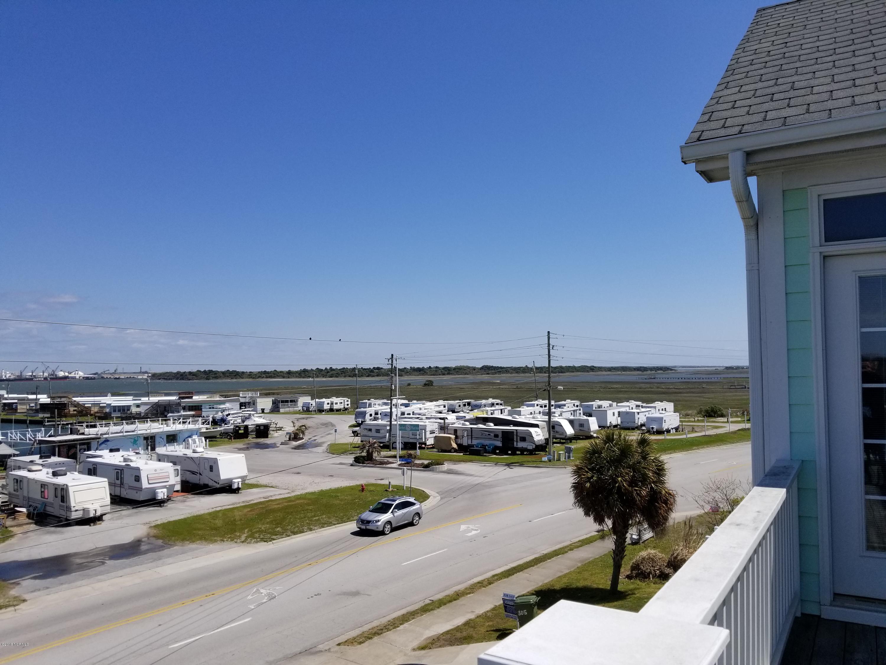 1502 East Fort Macon Road, Unit WEST Atlantic Beach, NC 28512 - Photo 9 of 13 View