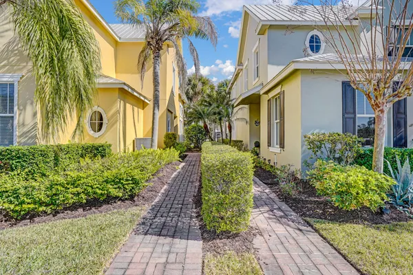 $359,900 | 10484 Southwest Westlawn Boulevard, Port St. Lucie, FL 34987