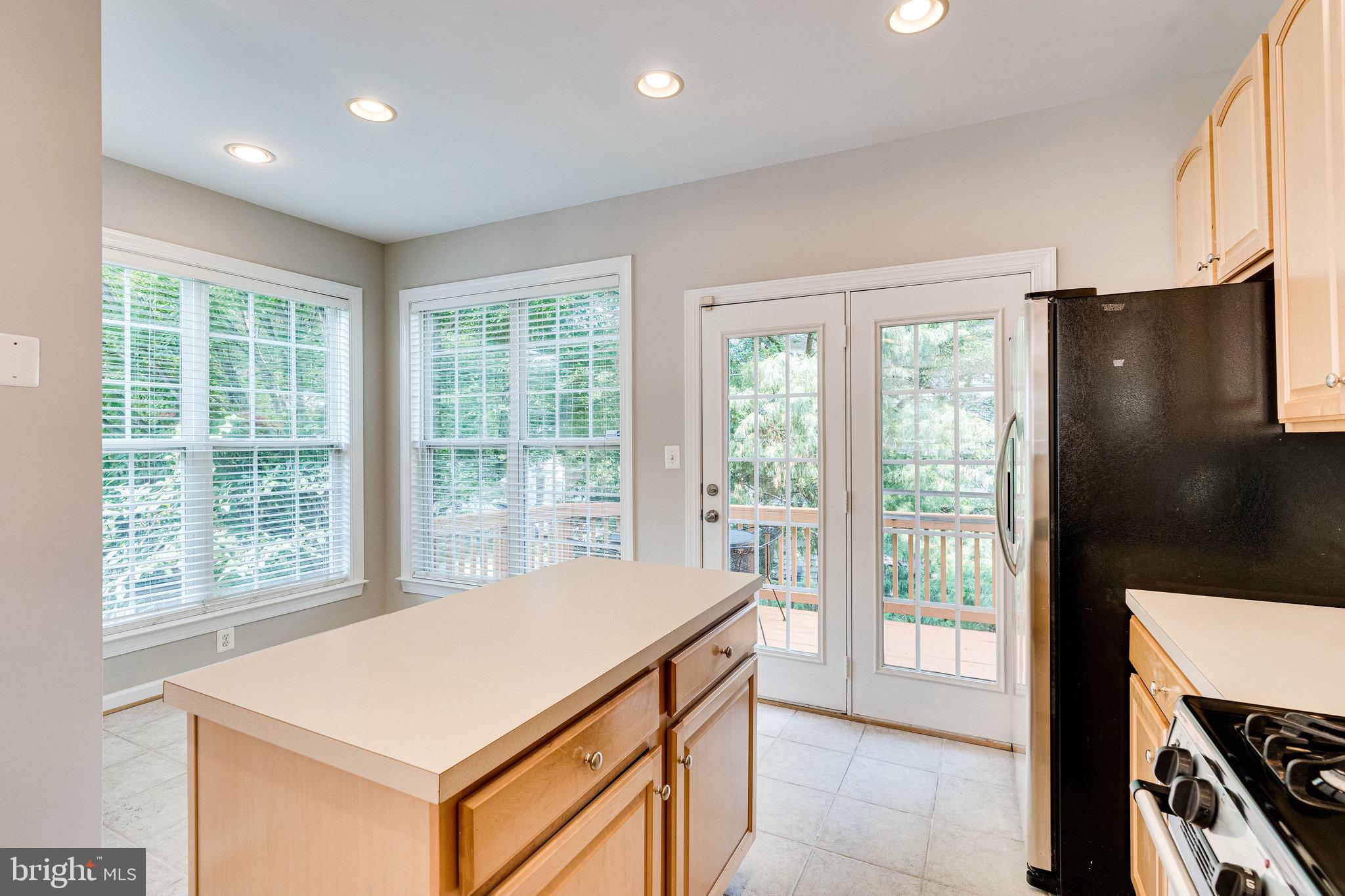4170 Timber Log Way Fairfax, VA 22030 - Photo 14 of 33