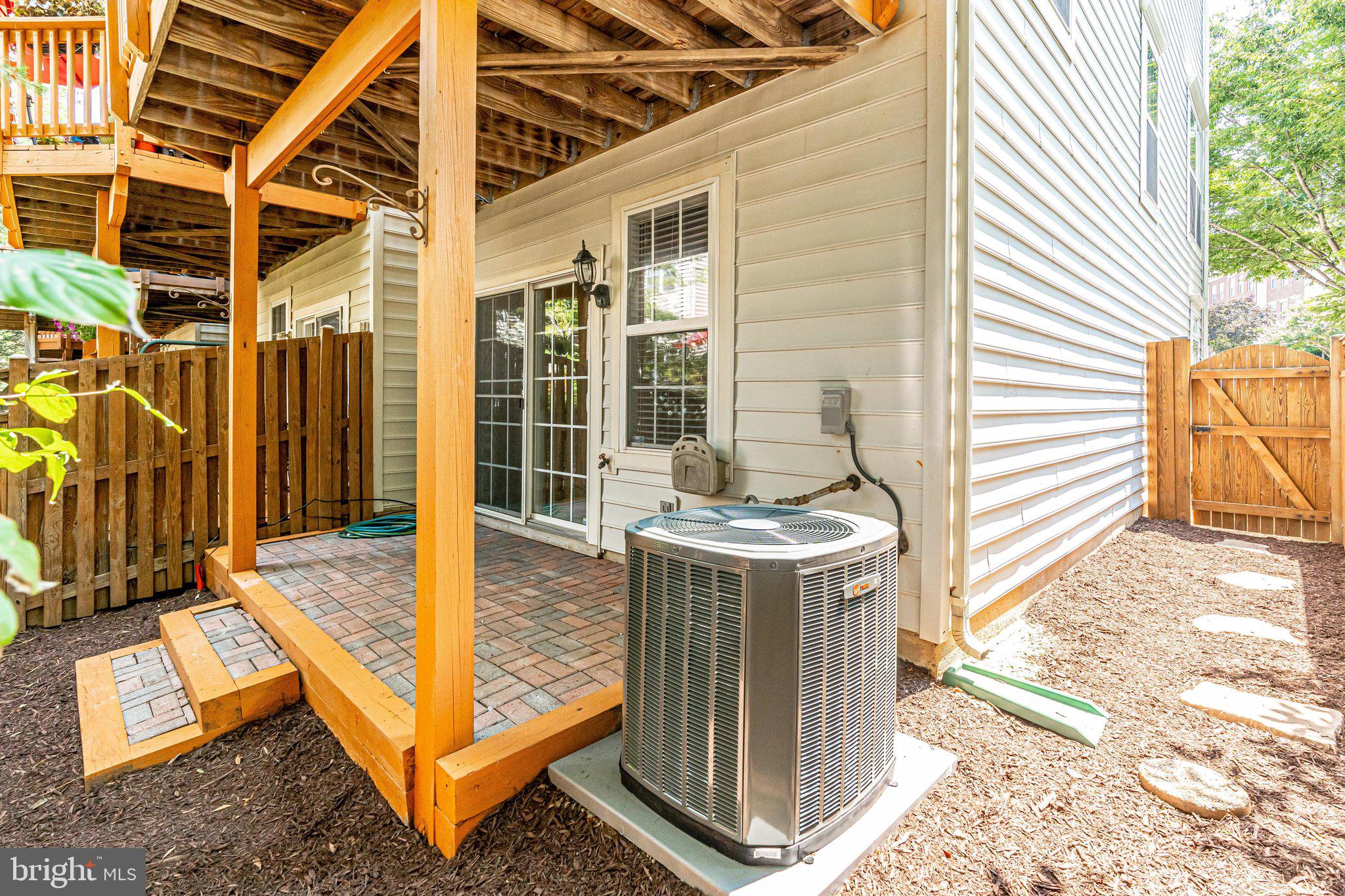 4170 Timber Log Way Fairfax, VA 22030 - Photo 30 of 33