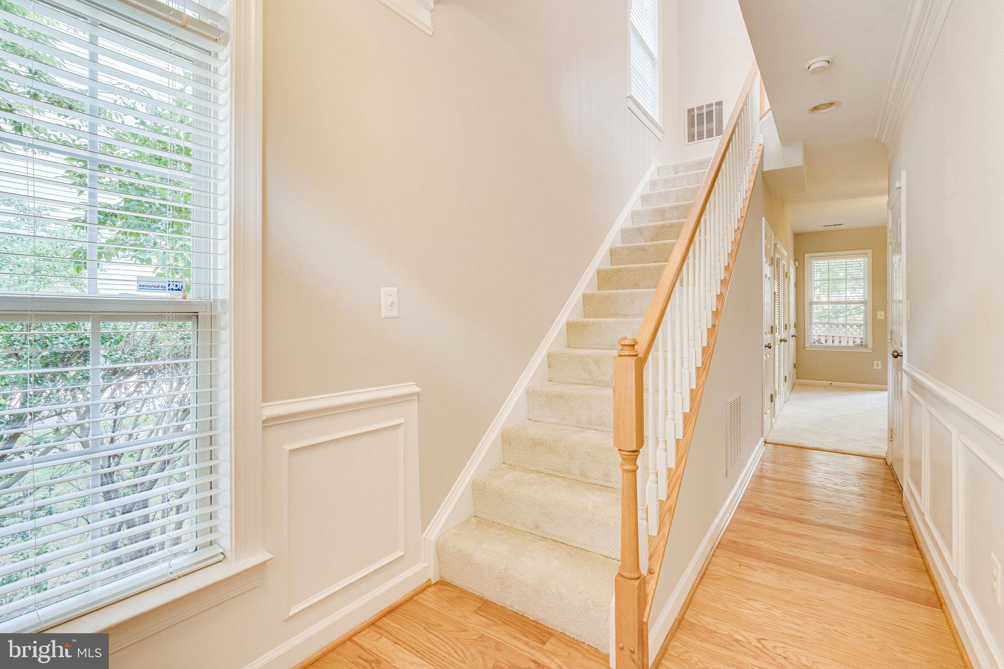 4170 Timber Log Way Fairfax, VA 22030 - Photo 4 of 33