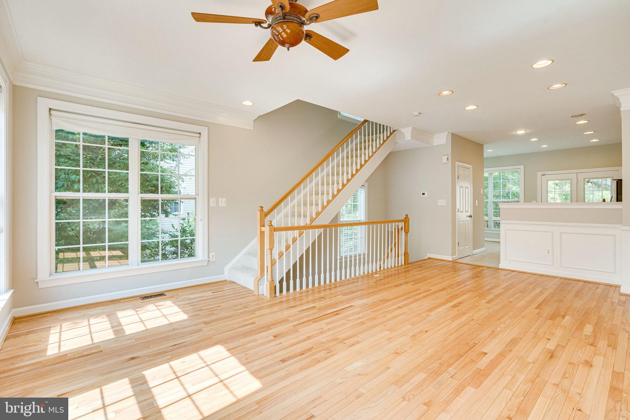 4170 Timber Log Way Fairfax, VA 22030 - Photo 8 of 33