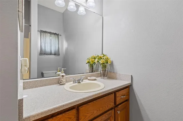 $725,000 | 65 County Road 33715, Paris, TX 75460