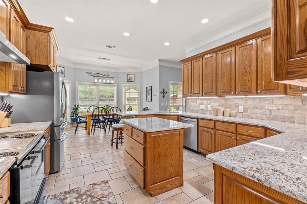 65 County Road 33715 Paris, TX 75460 - Photo 9 of 39