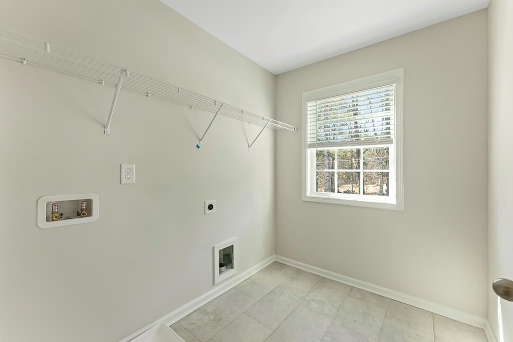 515 Bohannon Road Grantville, GA 30220 - Photo 39 of 40 a view of a bathroom with a shower