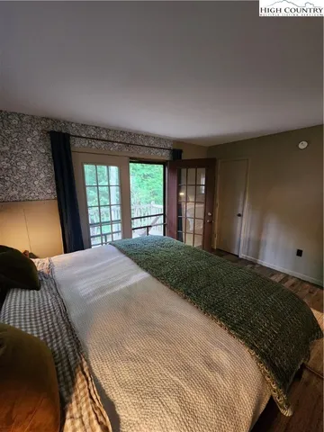 $325,000 | 370 Woodland Hills Drive, Elk Park, NC 28622