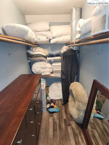 $325,000 | 370 Woodland Hills Drive, Elk Park, NC 28622