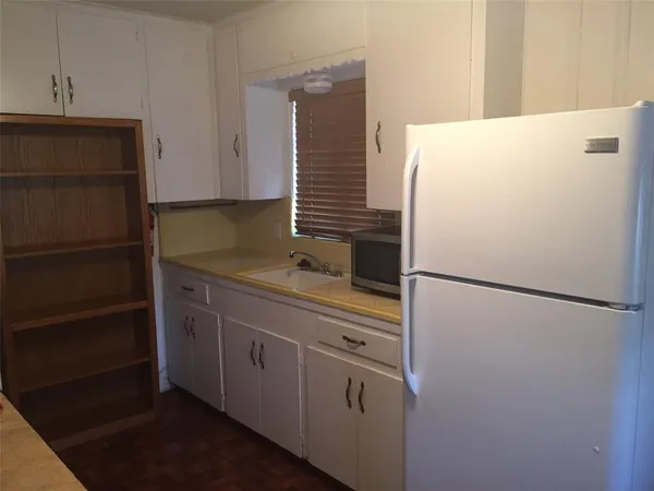 $995 | 1526 Yale Street, Unit 1, Houston, TX 77008