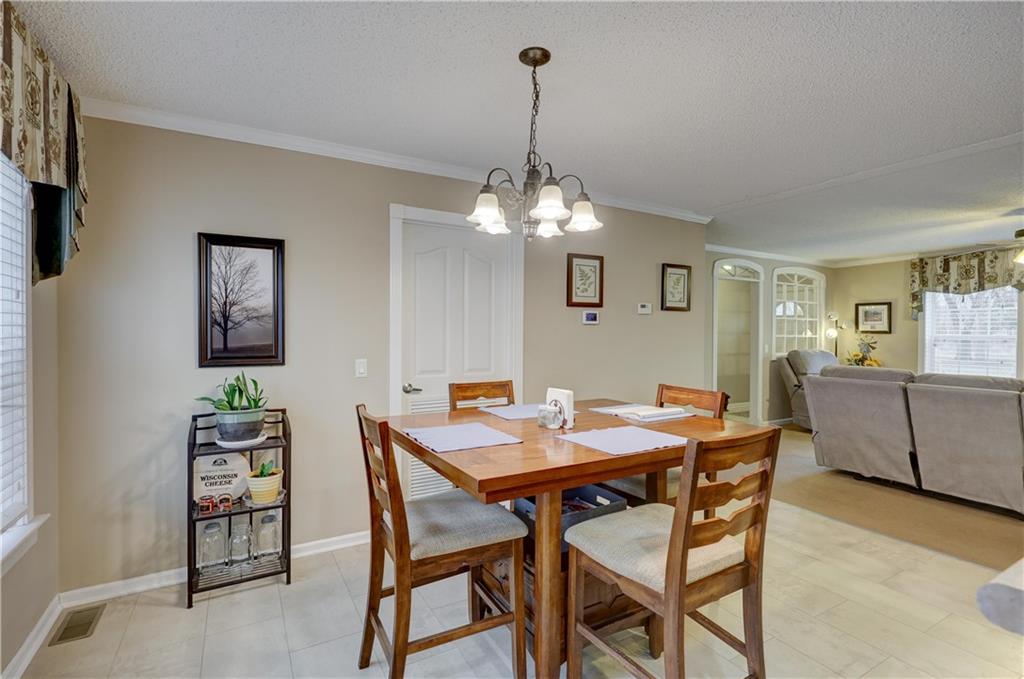 23098 Kiowa Road Parsons, KS 67357 - Photo 15 of 53