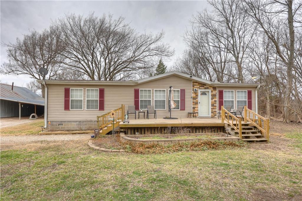 23098 Kiowa Road Parsons, KS 67357 - Photo 2 of 53