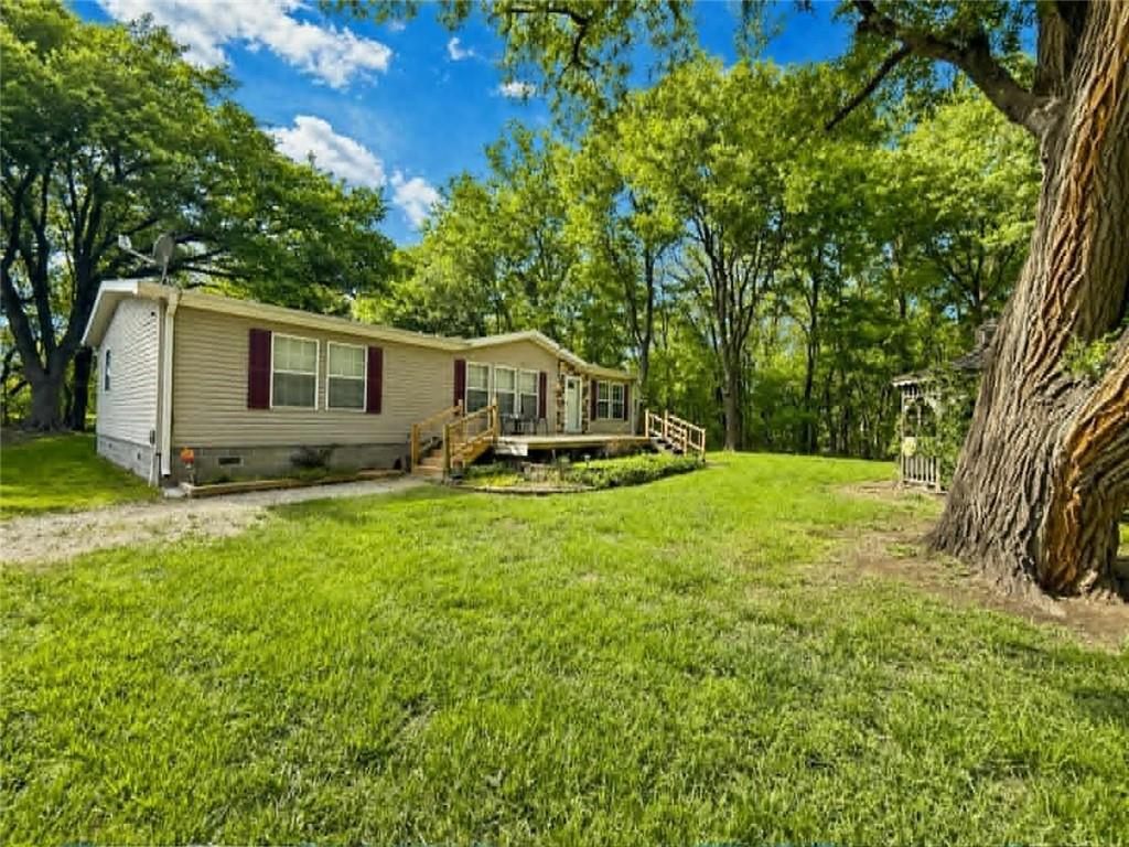 23098 Kiowa Road Parsons, KS 67357 - Photo 28 of 38