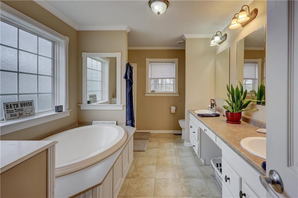 23098 Kiowa Road Parsons, KS 67357 - Photo 31 of 53