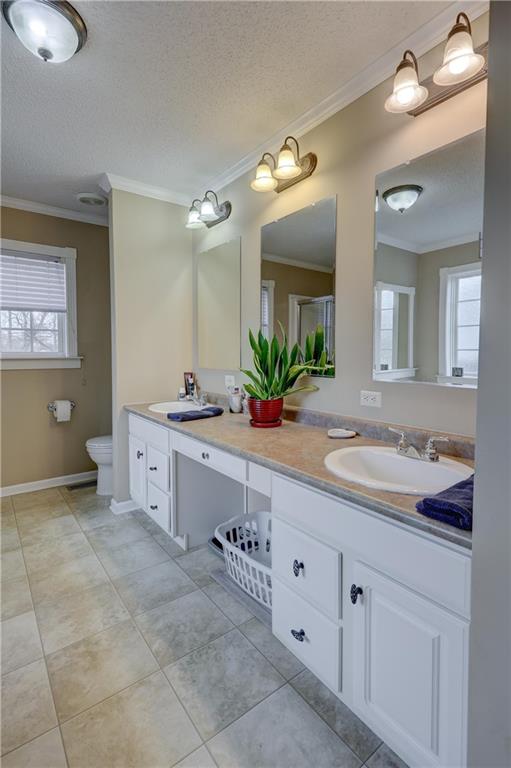 23098 Kiowa Road Parsons, KS 67357 - Photo 33 of 53